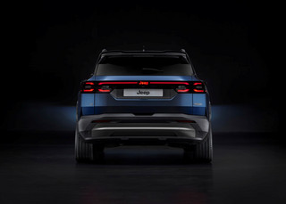 Το νέο Jeep Compass παραμένει πιστό στο DNA της μάρκας Το νέο Jeep Compass παραμένει πιστό στο DNA της μάρκας