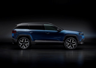 Το νέο Jeep Compass παραμένει πιστό στο DNA της μάρκας Το νέο Jeep Compass παραμένει πιστό στο DNA της μάρκας