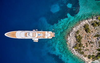 Mega yacht O’ptasia for sale Fraser yachts οικογένεια Δραγνη Mega yacht O’ptasia for sale Fraser yachts οικογένεια Δραγνη