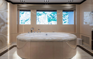 Mega yacht O’ptasia for sale Fraser yachts οικογένεια Δραγνη Mega yacht O’ptasia for sale Fraser yachts οικογένεια Δραγνη
