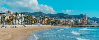 Παραλία Sitges στην Ισπανία Παραλία Sitges στην Ισπανία