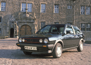 Το Volkswagen Polo γιορτάζει 50 χρόνια ιστορίας Το Volkswagen Polo γιορτάζει 50 χρόνια ιστορίας