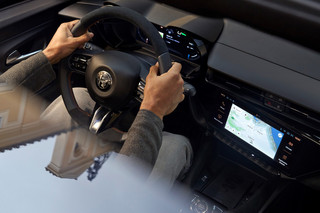 Στην Ελλάδα η Alfa Romeo Junior Intensa Στην Ελλάδα η Alfa Romeo Junior Intensa