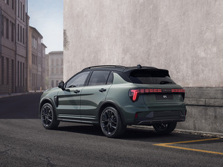 Το νέο Lynk & Co 01 Plug-in Hybrid διαθέσιμο στην Ελλάδα Το νέο Lynk & Co 01 Plug-in Hybrid διαθέσιμο στην Ελλάδα
