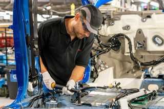 Nissan: Έναρξη παραγωγής του Qashqai με το νέο e-Power στο Sunderland Nissan: Έναρξη παραγωγής του Qashqai με το νέο e-Power στο Sunderland