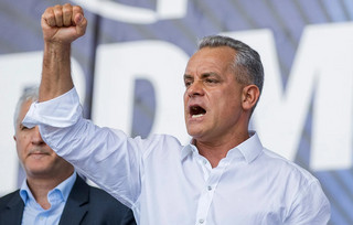 Vladimir-Plahotniuc Vladimir-Plahotniuc