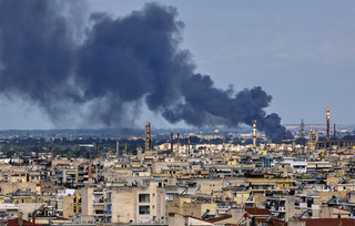 Φωτιά σε εταιρεία ανακύκλωσης στη Σίνδο Θεσσαλονίκης Φωτιά σε εταιρεία ανακύκλωσης στη Σίνδο Θεσσαλονίκης