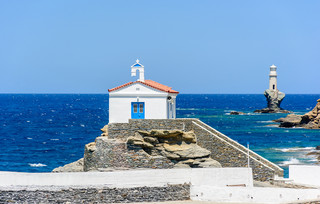Φάρος Τουρλίτης Άνδρος