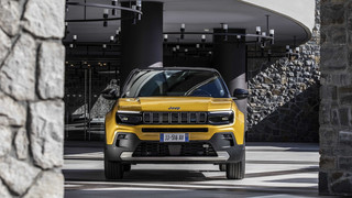 Το Jeep Avenger με τιμή από 21.990 ευρώ Το Jeep Avenger με τιμή από 21.990 ευρώ