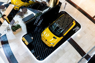 Το Renault 5 E-Tech Electric στο Golden Hall Το Renault 5 E-Tech Electric στο Golden Hall