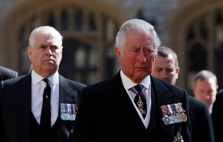 Κάρολος_Άντριου Κάρολος_Άντριου