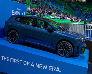 Η νέα BMW iX3 στο Telekom Center Athens Η νέα BMW iX3 στο Telekom Center Athens