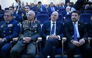 Παρουσία ΥΕΘΑ Ν. Δένδια στην εκδήλωση τιμής και μνήμης για τους Πεσόντες Αεροπόρους της ΠΑ, στο Νέο Κοιμητήριο Γλυφάδας Παρουσία ΥΕΘΑ Ν. Δένδια στην εκδήλωση τιμής και μνήμης για τους Πεσόντες Αεροπόρους της ΠΑ, στο Νέο Κοιμητήριο Γλυφάδας