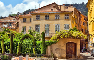 Γκρας, Γαλλία