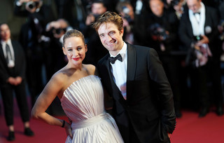 Τζένιφερ Λόρενς/ Ρόμπερτ Πάττινσον Τζένιφερ Λόρενς/ Ρόμπερτ Πάττινσον