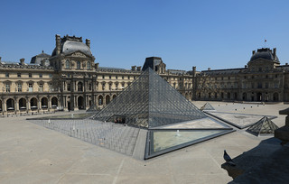 Λούβρο _Ληστεία