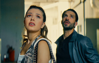 Γιατί ρε πατέρα;