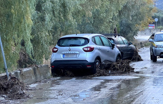 Καταστροφές σε επιχειρήσεις και σπίτια στην Καλλονή από τις πλημμύρες