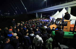 Συνεχίζονται οι αγροτικές κινητοποιήσεις Συνεχίζονται οι αγροτικές κινητοποιήσεις