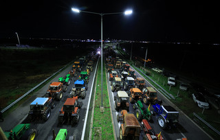 Συνεχίζονται οι αγροτικές κινητοποιήσεις Συνεχίζονται οι αγροτικές κινητοποιήσεις