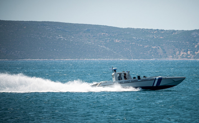 Επιχείρηση διάσωσης μεταναστών στη Μάνη: 80 οι διασωθέντες, στο Παίδων ένας ανήλικος