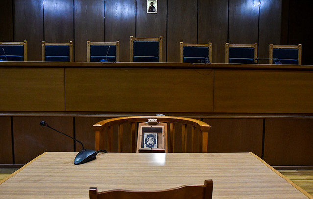 Στη φυλακή 64χρονος που χτυπούσε τη γυναίκα του – Η συγκλονιστική κατάθεση της γυναίκας: «Με κλώτσησε, με δέρνει πολύ συχνά»