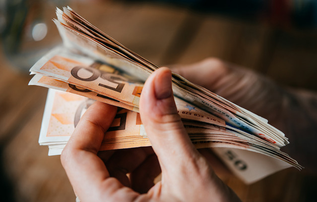 Πληρωμές από τον e-ΕΦΚΑ και τη ΔΥΠΑ από σήμερα έως τις 15 Μαΐου – Ποιοι θα δουν χρήματα στους λογαριασμούς τους