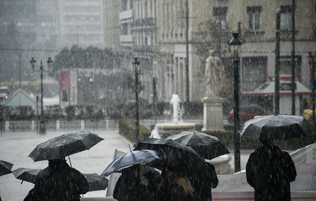 Αλλάζει το σκηνικό του καιρού, έντονα φαινόμενα και στην Αττική – Αστάθεια και την Τσικνοπέμπτη