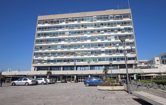 «Ξήλωσαν» το σύστημα ελεγχόμενης εισόδου στις φοιτητικές εστίες του ΑΠΘ | Κοινωνία στο LivePress.gr