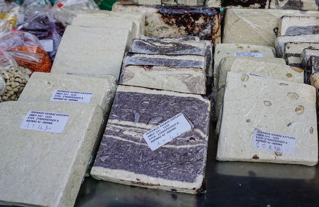 Καθαρά Δευτέρα με «φουσκωμένο» καλάθι: Ακριβότερα τα Σαρακοστιανά – Έως 43% πάνω το χταπόδι