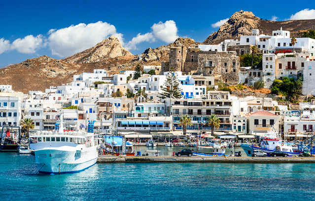Βραχυχρόνιες μισθώσεις: Κυκλάδες και Ιόνιο οδηγούν την κούρσα εσόδων, ανεβαίνει δυναμικά η Αθηναϊκή Ριβιέρα