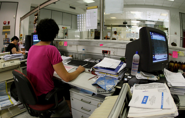 Εφορία: Στο «αρχείο» ληξιπρόθεσμα χρέη 6 δισ. ευρώ ως ανεπίδεκτα είσπραξης | Οικονομία στο PlusTV.gr