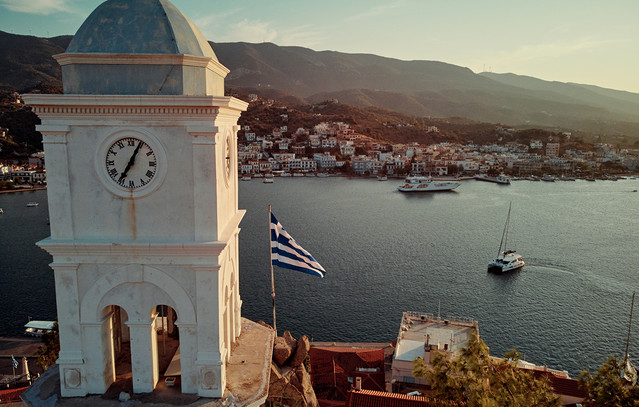 Απόδραση το τριήμερο του Αγίου Πνεύματος στον Πόρο | Ταξίδια στο LivePress.gr