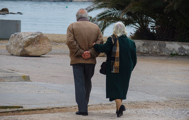 Γερμανία: Εμπειρογνώμονες προτείνουν σύνταξη στα 70 και κατάργηση συνταξιοδότησης στα 63