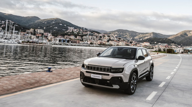 Jeep Avenger e-Hybrid: Όφελος έως 2.500 ευρώ και 8 χρόνια εγγύηση | Auto/Moto στο PlusTV.gr