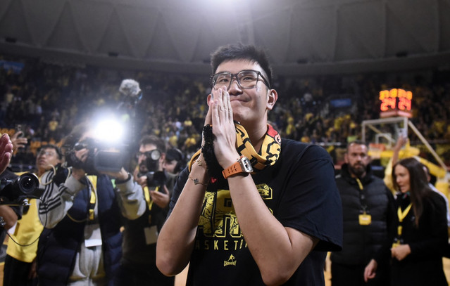 Άρης: Στην Αθήνα ο Σιάο για το ραντεβού με τη Euroleague | Αθλητικά στο PlusTV.gr