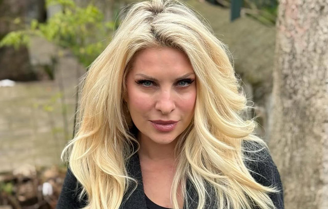 Η αινιγματική ανάρτηση της Ελένης Μενεγάκη και η αναφορά της στη μουσική