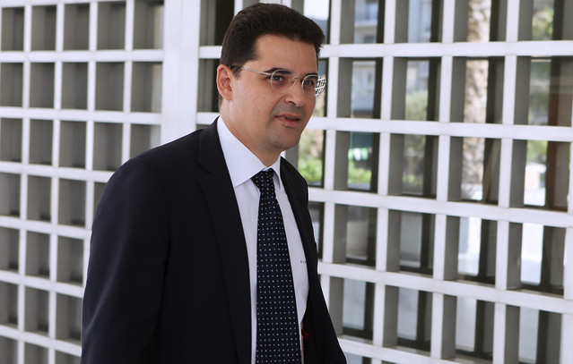 Νέα αίτηση για ανάσυρση της δικογραφίας για τις τηλεφωνικές υποκλοπές κατέθεσε στην Εισαγγελία του Αρείου Πάγου ο δημοσιογράφος Θ. Κουκάκης