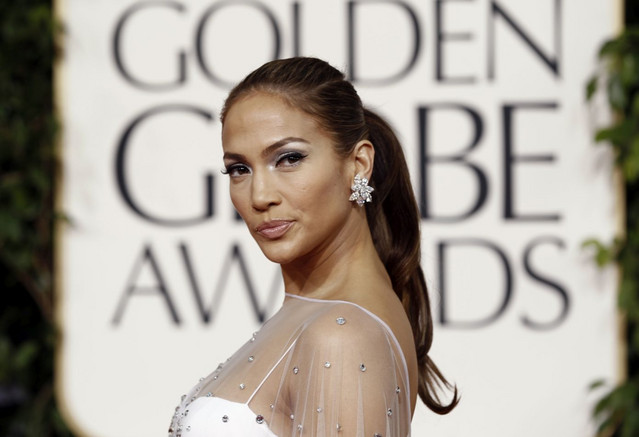 Το μυστικό πίσω από το υπέροχο μαύρισμα της Jennifer Lopez είναι πάρα μα πάρα πολύ ελληνικό και το έμαθε από τη μητέρα της