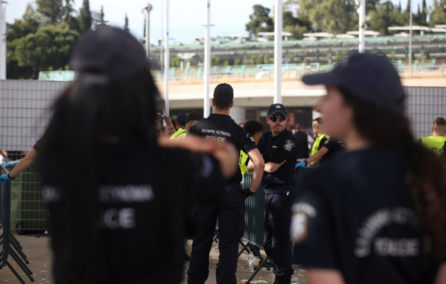 Ολυμπιακός – Ρεάλ Μαδρίτης: Προσαγωγές από την αστυνομία, οπαδοί προσπάθησαν να μπουν χωρίς εισιτήριο