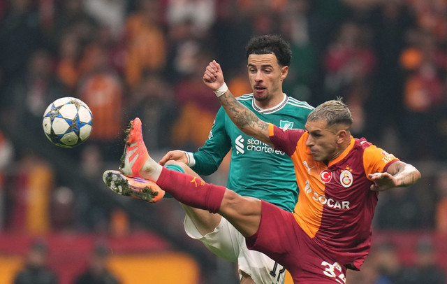 Ο Λούκας Τορέιρα δέχθηκε γροθιές από τον φερόμενο ως stalker της συντρόφου του | Αθλητικά στο PlusTV.gr