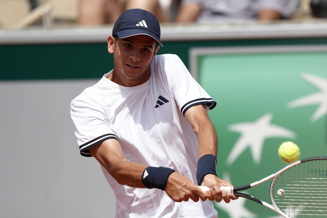 Roland Garros: Σφοδρές αντιδράσεις για την ενέργεια του Ραφαέλ Τζόνταρ να σπρώξει ένα κοριτσάκι-Δείτε video