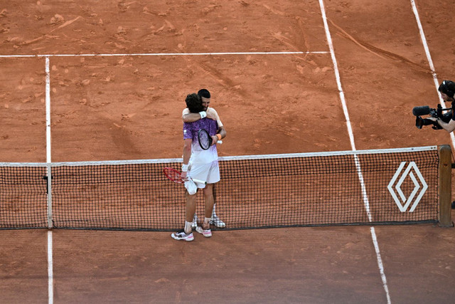 Roland Garros: Εκτός συνέχειας ο Τζόκοβιτς, ηττήθηκε από τον Φονσέκα | Αθλητικά στο PlusTV.gr