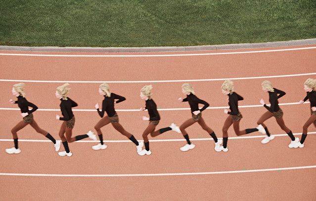 ena athletics: Η ελληνική running τεχνολογία μπαίνει στα καταστήματα INTERSPORT | Οικονομία στο PlusTV.gr