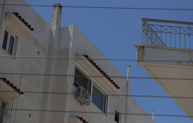 Τραγωδία στην Ηλιούπολη: «Ζήτησαν τα κλειδιά της ταράτσας, μέσα σε δευτερόλεπτα έπεσαν, ακούστηκε το “μπαμ”»