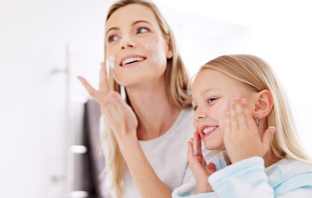 Cosmeticorexia: Η νέα beauty εμμονή που ανησυχεί τους ειδικούς – Όταν παιδιά δημοτικού αποκτούν ρουτίνα αντιγήρανσης