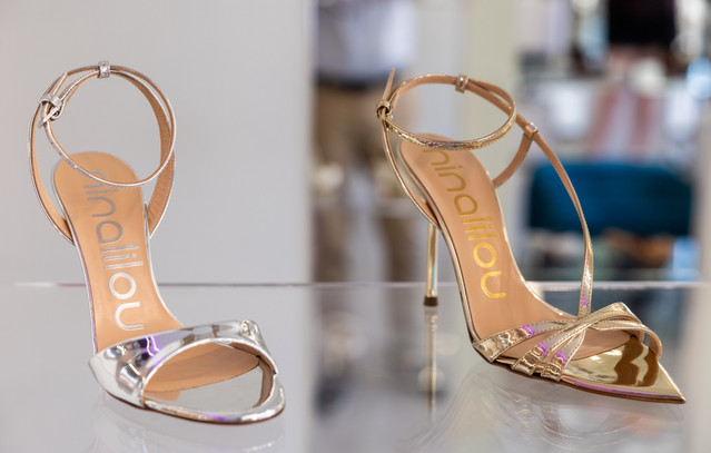 Ένα νέο luxury fashion concept μόλις άνοιξε στην Αθήνα και αλλάζει τον τρόπο που αγοράζουμε designer παπούτσια