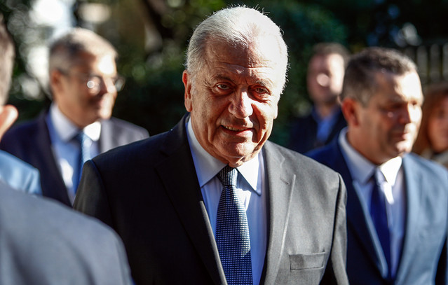 Αίτημα άρσης ασυλίας Δημήτρη Αβραμόπουλου στη Βουλή για κατηγορίες από το Βέλγιο