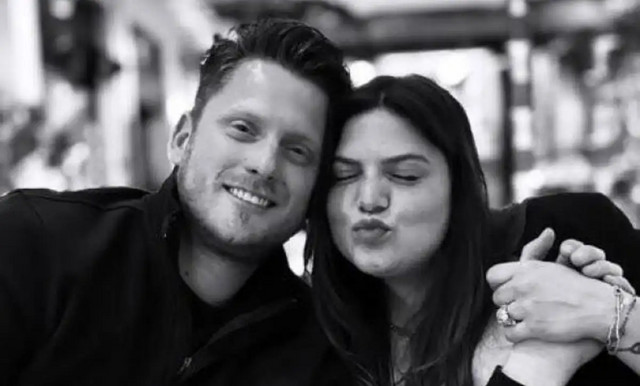 Οι πρώτες εικόνες από το pre-wedding πάρτι της Δανάης Μπάρκα – Γιορτινό κλίμα λίγες ώρες πριν το αποψινό μυστήριο