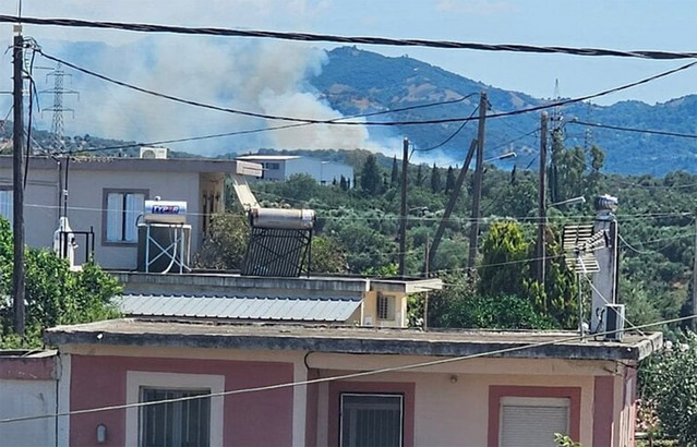 Φωτιά στα Ζησιμαίικα Αχαΐας – Στη μάχη και τα εναέρια μέσα | Κοινωνία στο PlusTV.gr